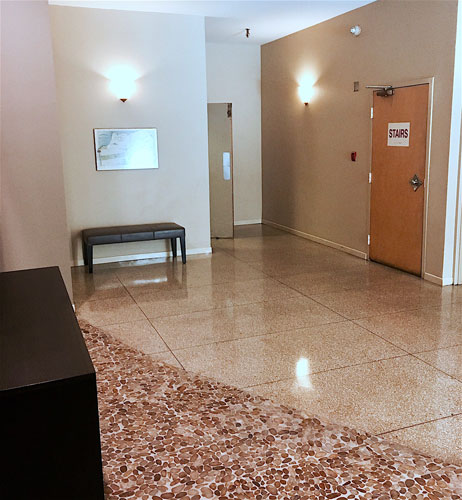 570 Union Street lobby